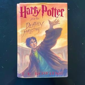 Harry Potter and The Deathly Hallows Book